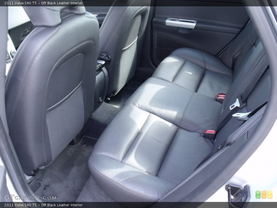 Off Black Leather Interior Photo for the 2011 Volvo S40 T5 #66662399