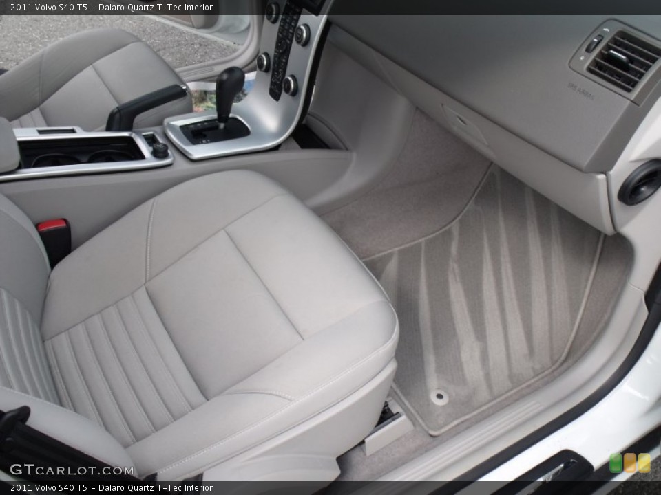 Dalaro Quartz T-Tec Interior Photo for the 2011 Volvo S40 T5 #66662702