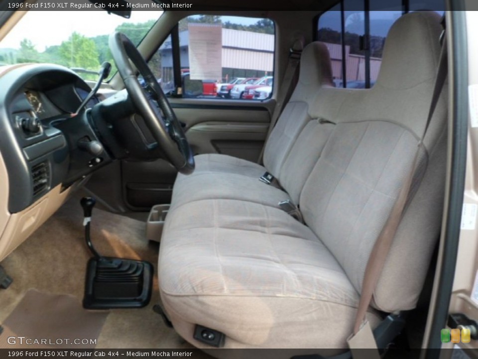 Medium Mocha Interior Photo for the 1996 Ford F150 XLT Regular Cab 4x4 #66666293