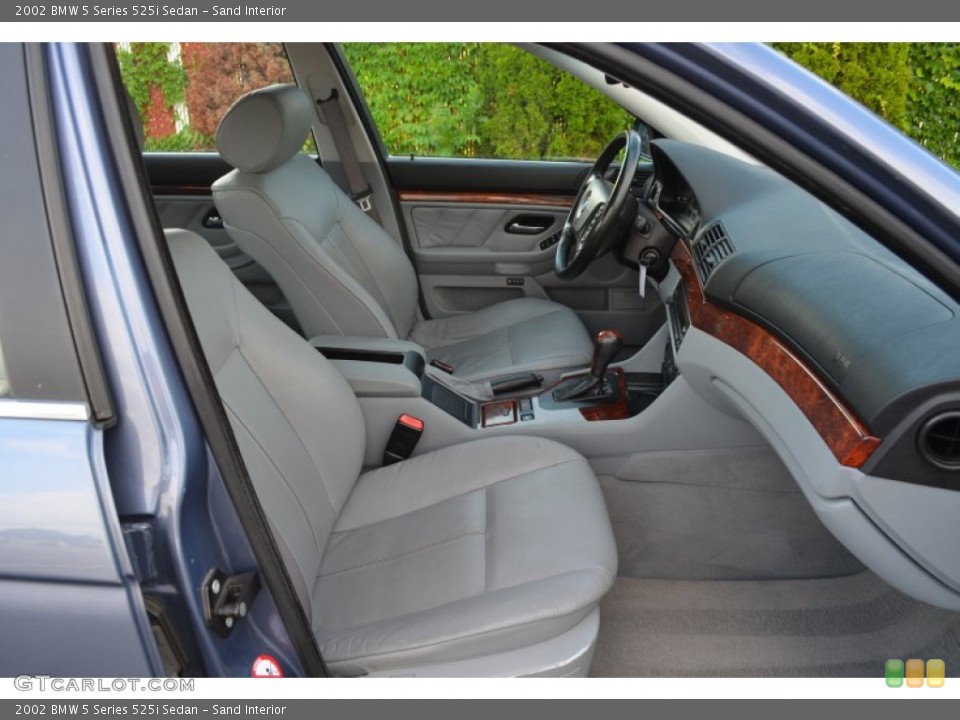 Sand Interior Front Seat for the 2002 BMW 5 Series 525i Sedan #66666875
