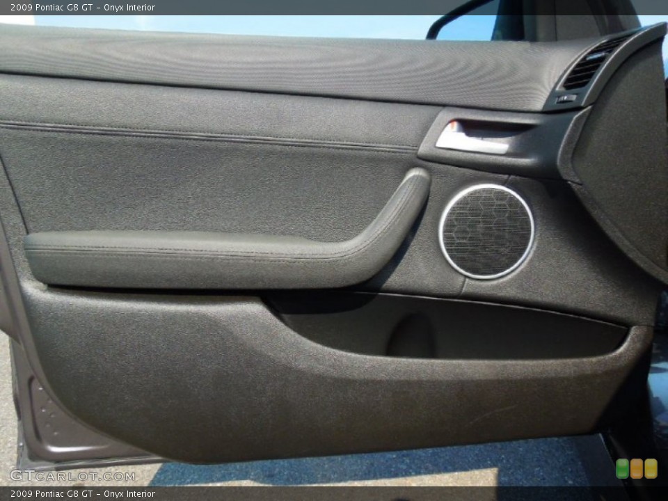 Onyx Interior Door Panel for the 2009 Pontiac G8 GT #66667595