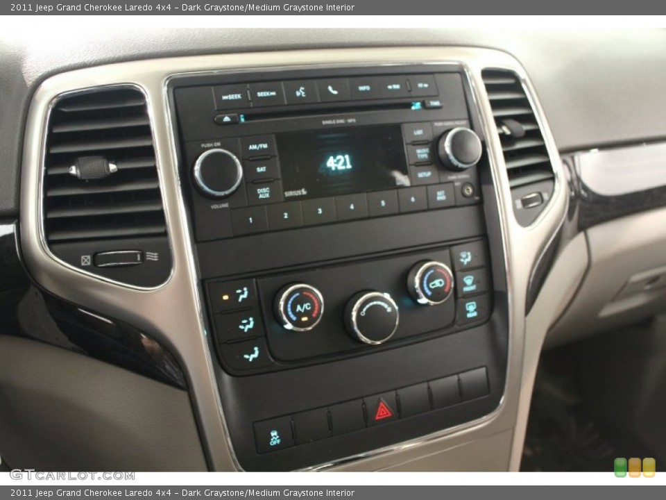 Dark Graystone/Medium Graystone Interior Controls for the 2011 Jeep Grand Cherokee Laredo 4x4 #66670703