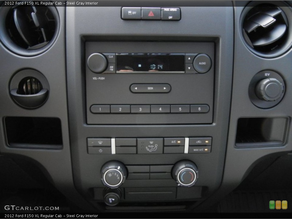 Steel Gray Interior Controls for the 2012 Ford F150 XL Regular Cab #66684562