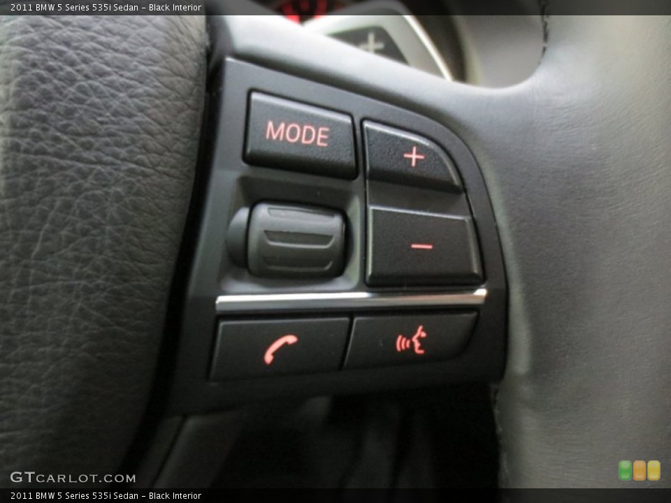 Black Interior Controls for the 2011 BMW 5 Series 535i Sedan #66685979