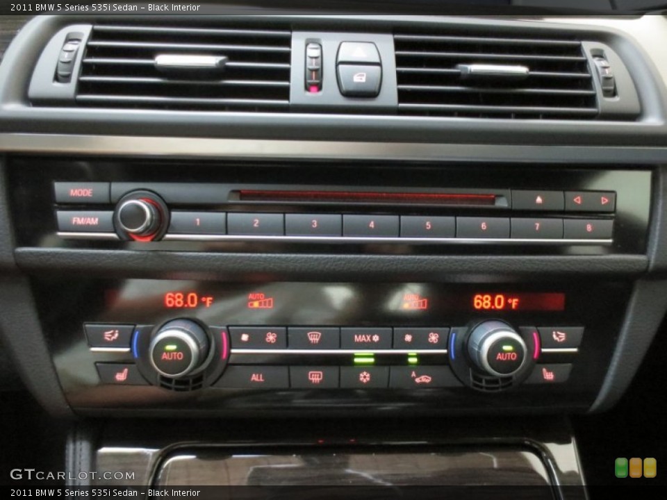 Black Interior Controls for the 2011 BMW 5 Series 535i Sedan #66686042