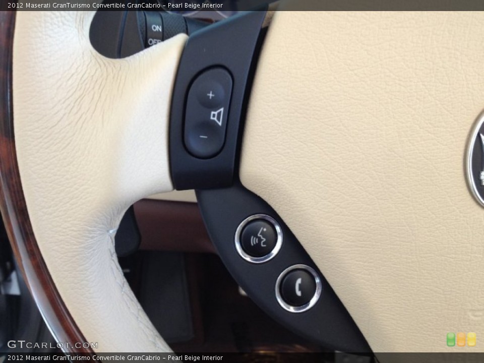 Pearl Beige Interior Controls for the 2012 Maserati GranTurismo Convertible GranCabrio #66699794