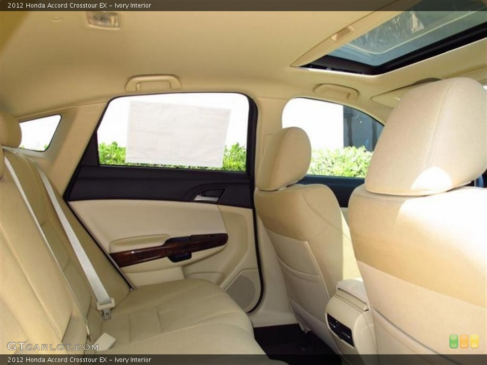 Ivory Interior Photo for the 2012 Honda Accord Crosstour EX #66711581