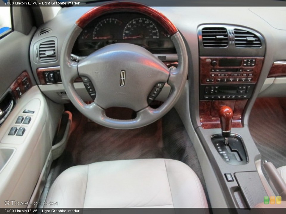 Light Graphite Interior Dashboard for the 2000 Lincoln LS V6 #66712718