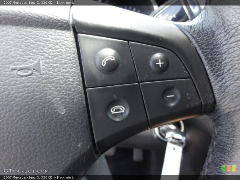 Black Interior Controls for the 2007 Mercedes-Benz GL 320 CDI #66716240