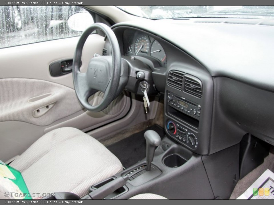 Gray Interior Photo for the 2002 Saturn S Series SC1 Coupe #66723134