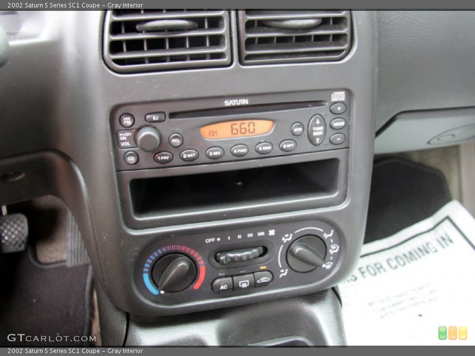 Gray Interior Controls for the 2002 Saturn S Series SC1 Coupe #66723230