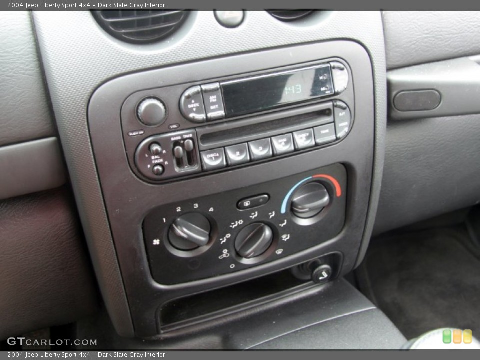 Dark Slate Gray Interior Controls for the 2004 Jeep Liberty Sport 4x4 #66723761