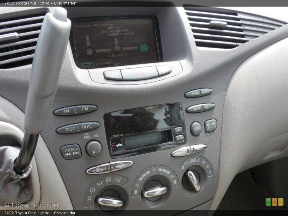 Gray Interior Controls for the 2002 Toyota Prius Hybrid #66728399