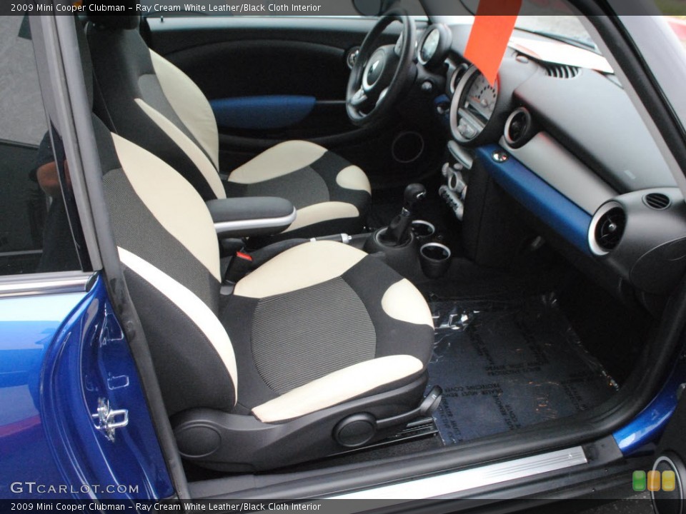 Ray Cream White Leather/Black Cloth Interior Photo for the 2009 Mini Cooper Clubman #66744679