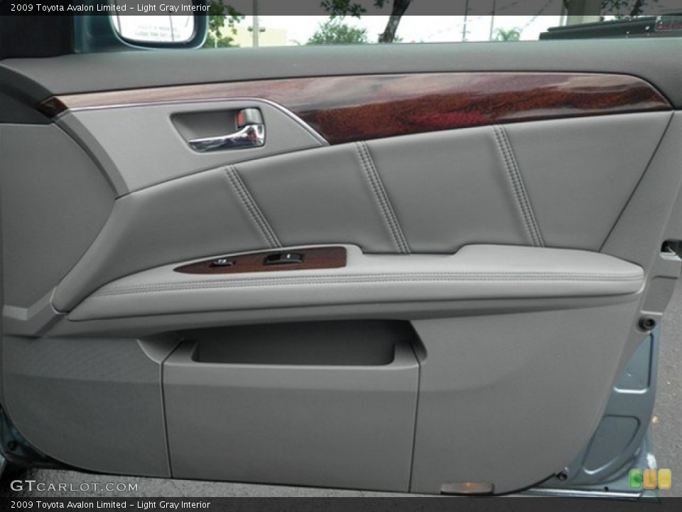 Light Gray Interior Door Panel for the 2009 Toyota Avalon Limited #66750847