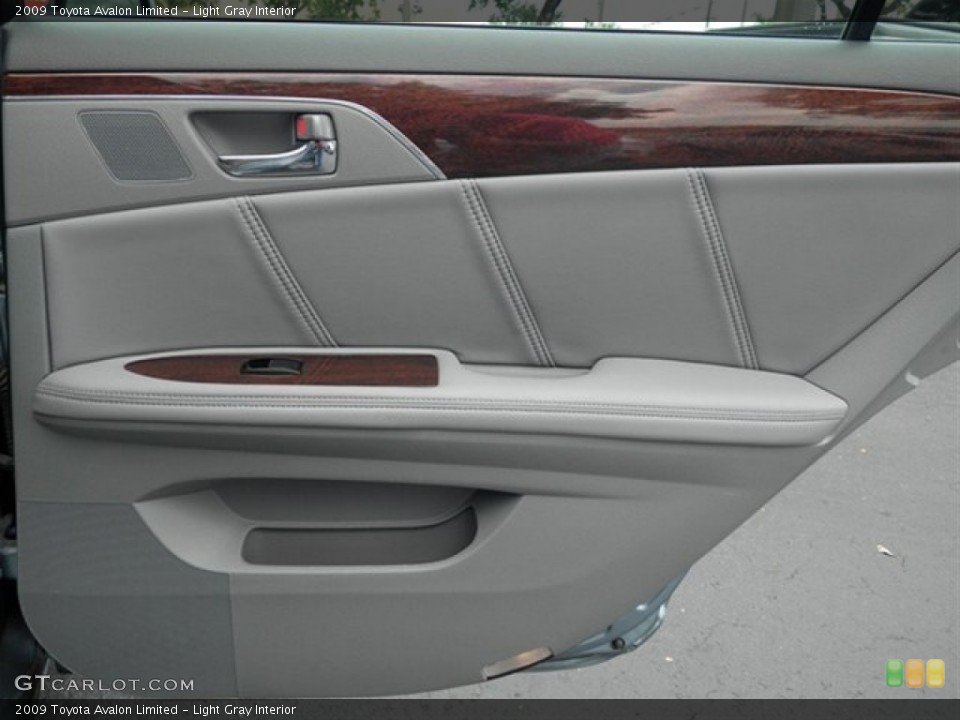 Light Gray Interior Door Panel for the 2009 Toyota Avalon Limited #66750860