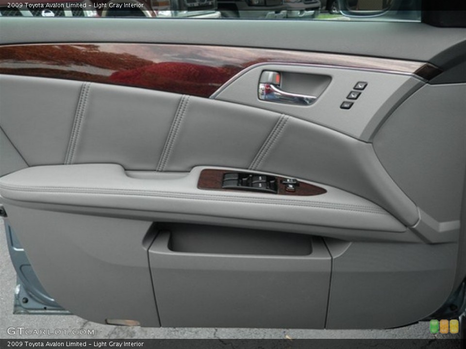 Light Gray Interior Door Panel for the 2009 Toyota Avalon Limited #66750892
