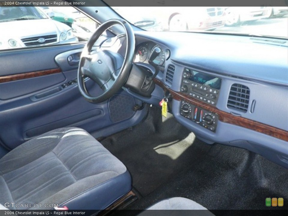 Regal Blue Interior Photo for the 2004 Chevrolet Impala LS #66754051