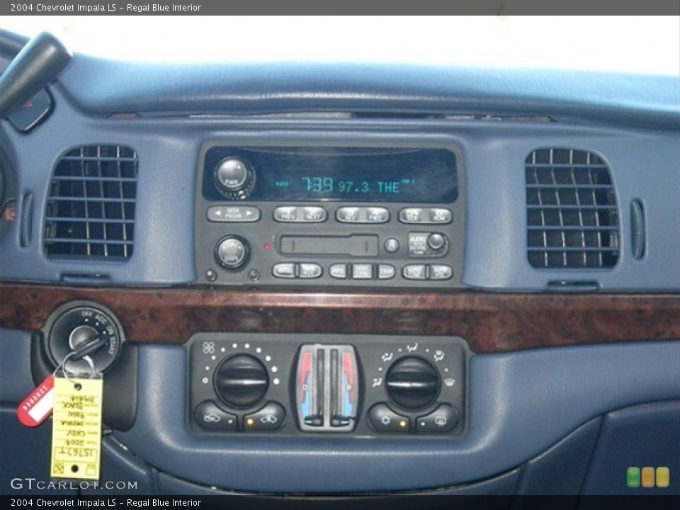 Regal Blue Interior Controls for the 2004 Chevrolet Impala LS #66754195