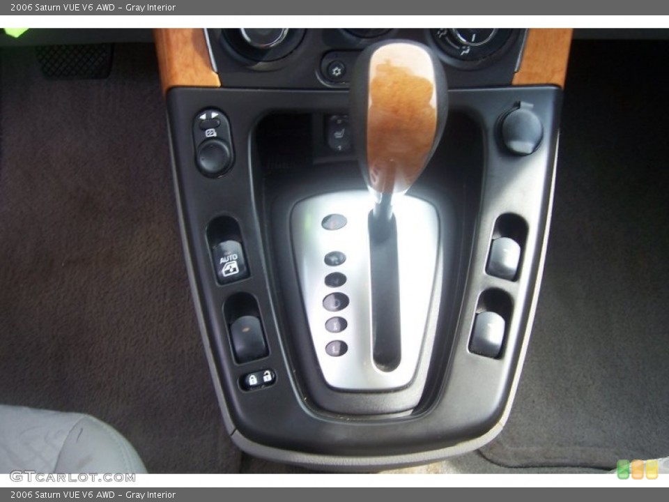 Gray Interior Transmission for the 2006 Saturn VUE V6 AWD #66775192