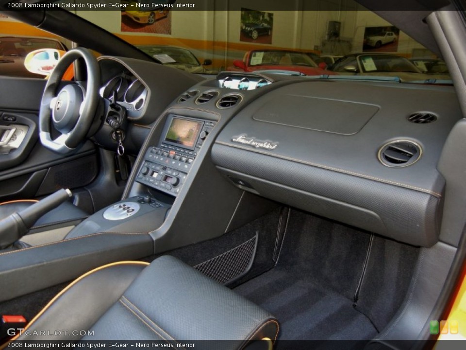 Nero Perseus Interior Dashboard for the 2008 Lamborghini Gallardo Spyder E-Gear #66791544