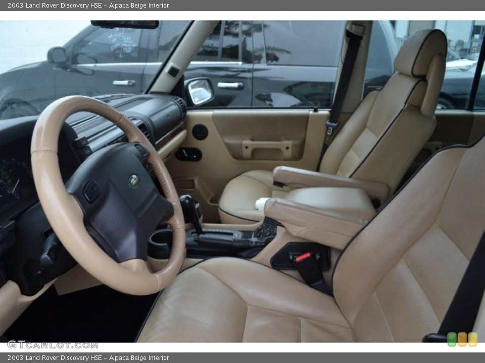 Alpaca Beige Interior Photo for the 2003 Land Rover Discovery HSE #66805537