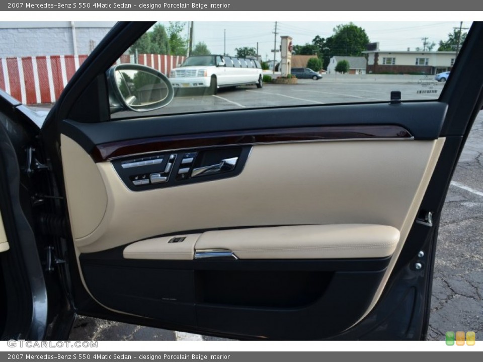 designo Porcelain Beige Interior Door Panel for the 2007 Mercedes-Benz S 550 4Matic Sedan #66816769