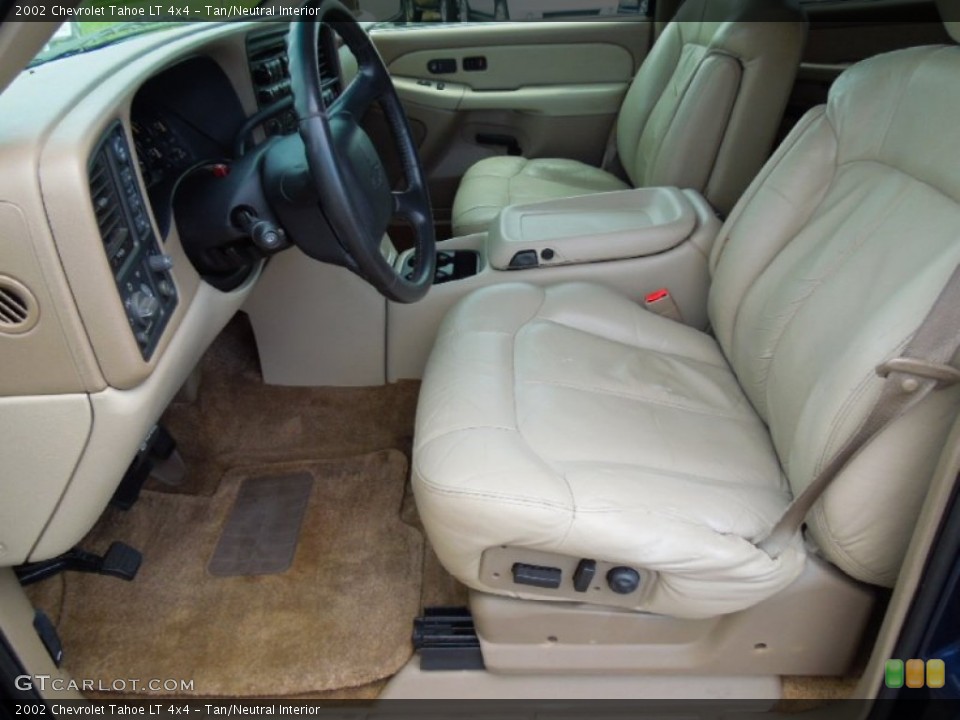Tan/Neutral Interior Photo for the 2002 Chevrolet Tahoe LT 4x4 #66817795