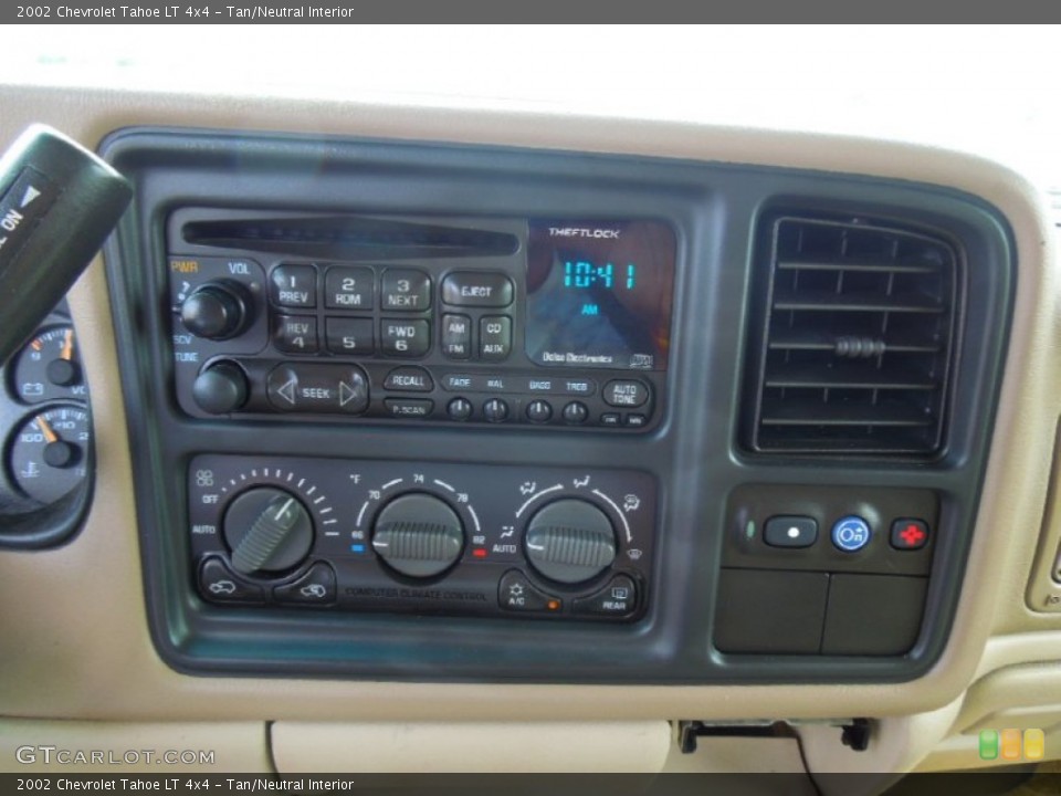 Tan/Neutral Interior Controls for the 2002 Chevrolet Tahoe LT 4x4 #66817810