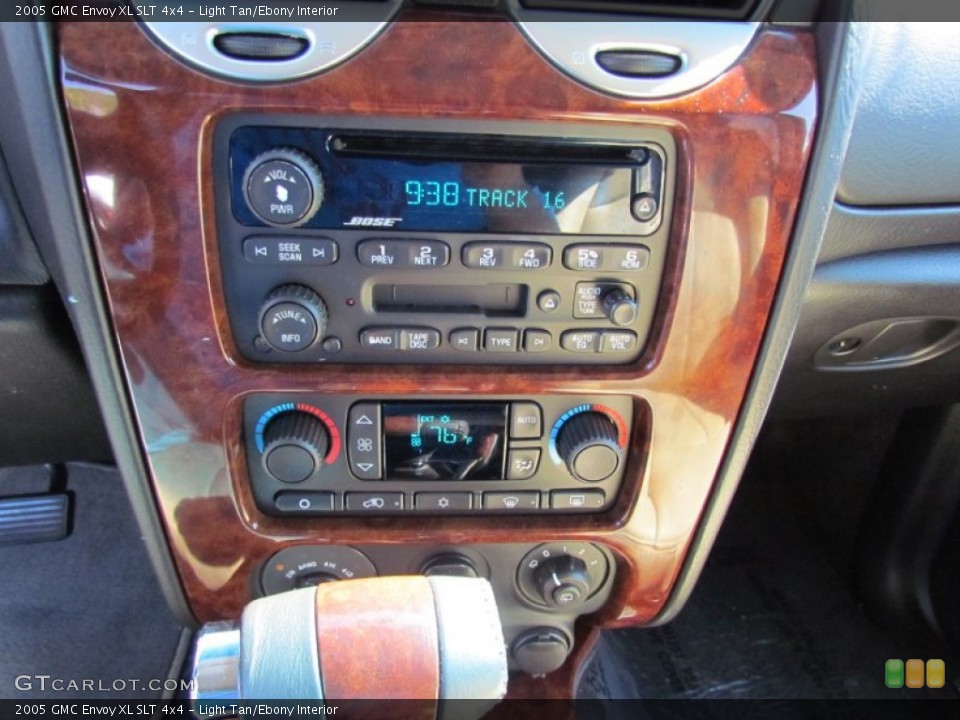 Light Tan/Ebony Interior Controls for the 2005 GMC Envoy XL SLT 4x4 #66836912