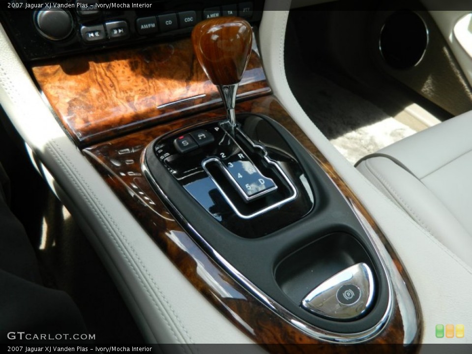 Ivory/Mocha Interior Transmission for the 2007 Jaguar XJ Vanden Plas #66854555