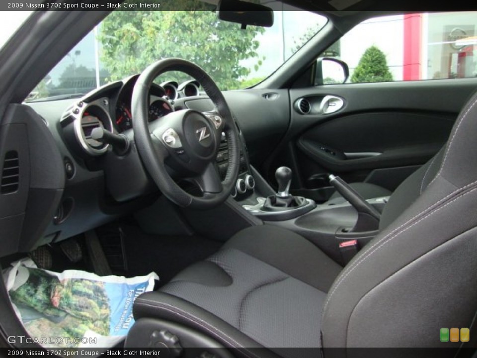 Black Cloth Interior Photo for the 2009 Nissan 370Z Sport Coupe #66856337