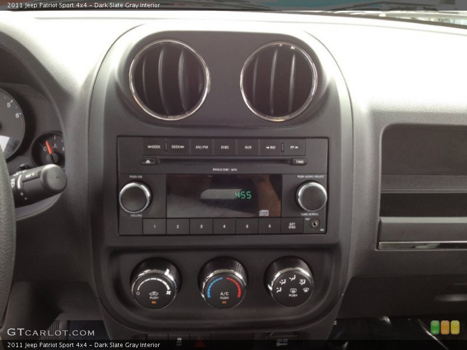 Dark Slate Gray Interior Controls for the 2011 Jeep Patriot Sport 4x4 #66863432