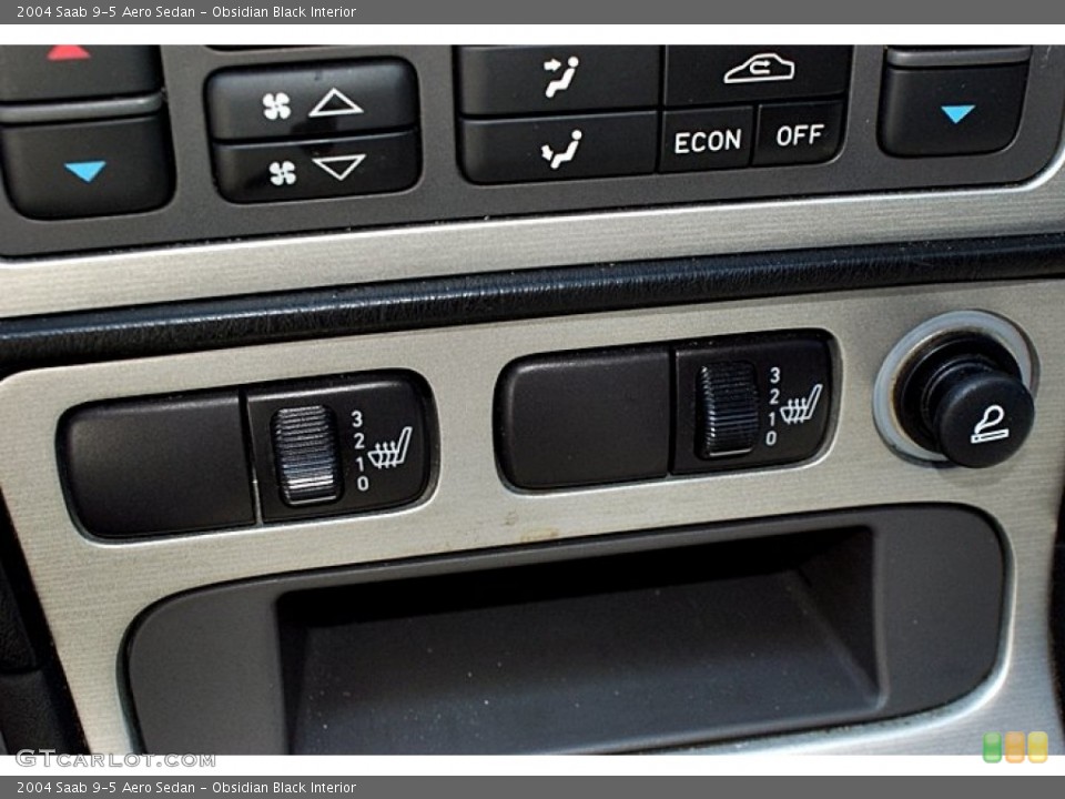 Obsidian Black Interior Controls for the 2004 Saab 9-5 Aero Sedan #66884551
