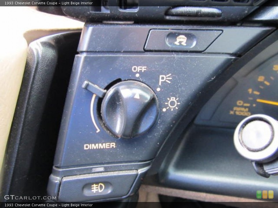 Light Beige Interior Controls for the 1993 Chevrolet Corvette Coupe #66887401