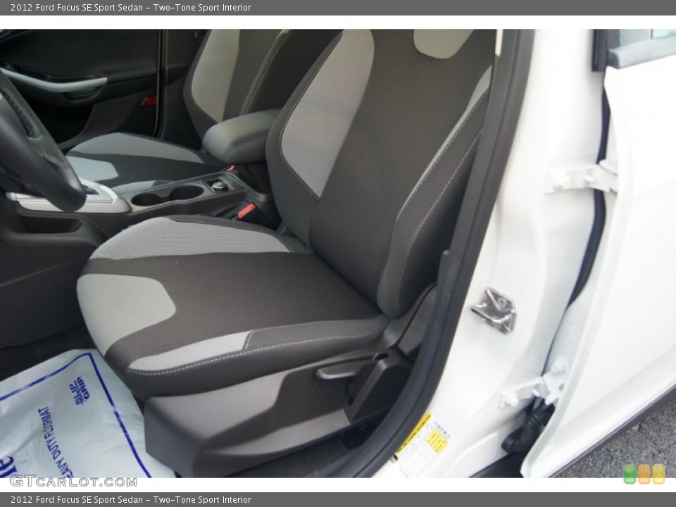 Two-Tone Sport Interior Front Seat for the 2012 Ford Focus SE Sport Sedan #66888367