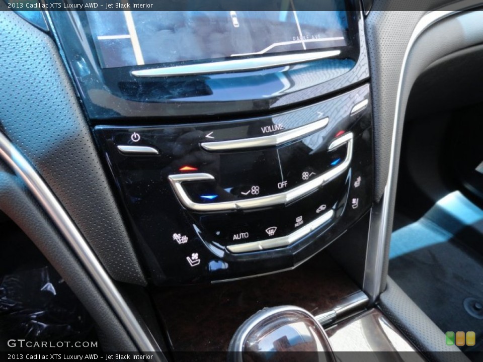 Jet Black Interior Controls for the 2013 Cadillac XTS Luxury AWD #66899638