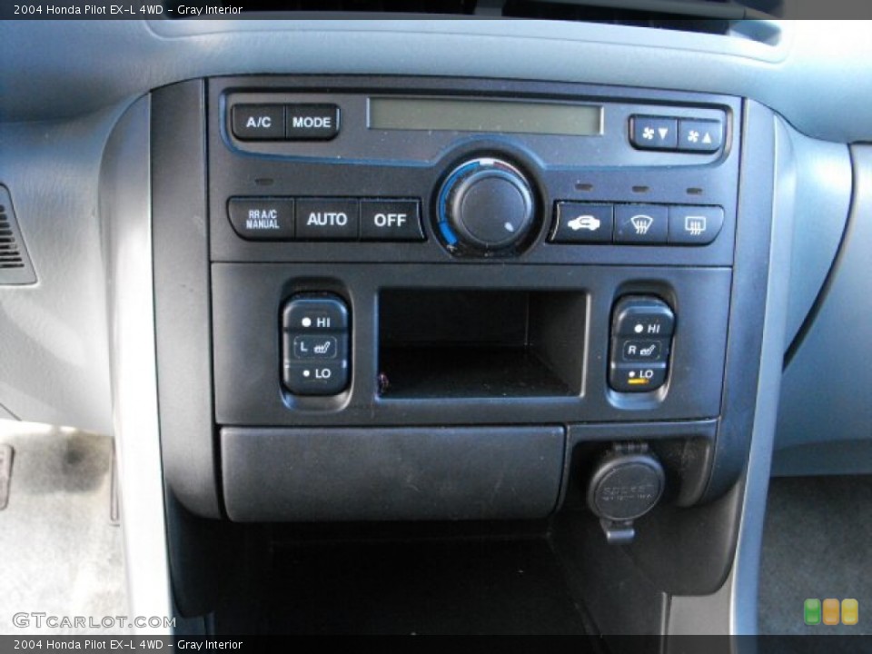 Gray Interior Controls for the 2004 Honda Pilot EX-L 4WD #66915970