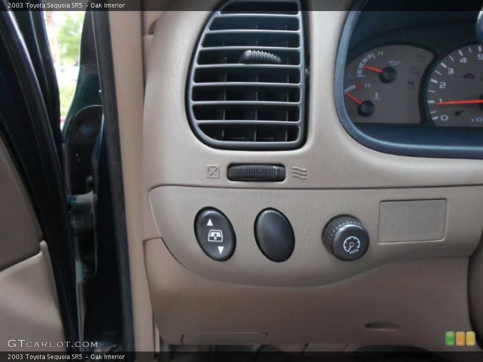 Oak Interior Controls for the 2003 Toyota Sequoia SR5 #66921625