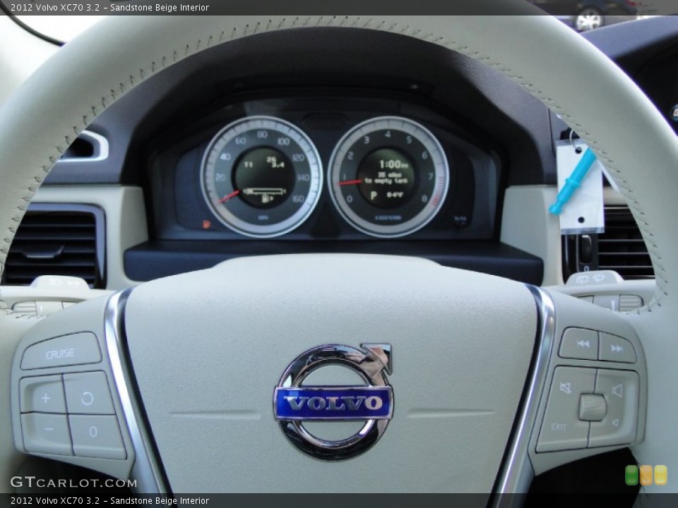 Sandstone Beige Interior Controls for the 2012 Volvo XC70 3.2 #66924379