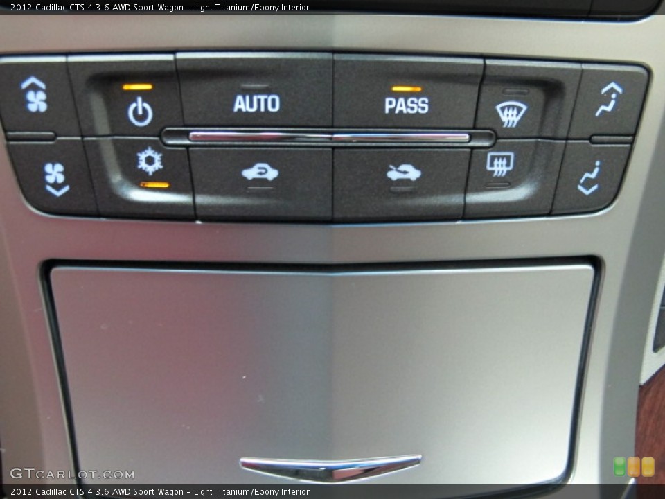 Light Titanium/Ebony Interior Controls for the 2012 Cadillac CTS 4 3.6 AWD Sport Wagon #66926713