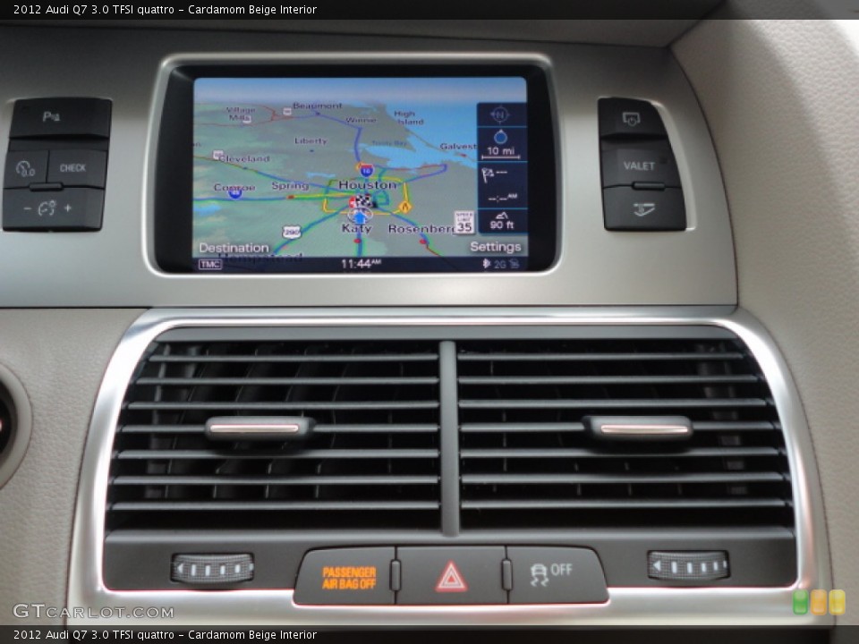 Cardamom Beige Interior Navigation for the 2012 Audi Q7 3.0 TFSI quattro #66927592