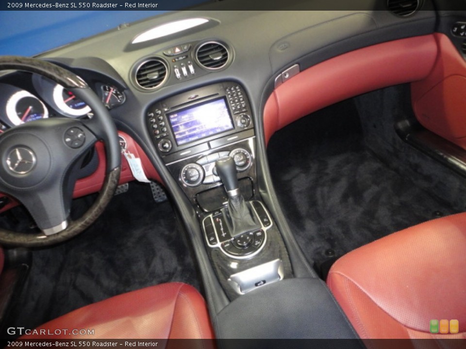 Red Interior Dashboard for the 2009 Mercedes-Benz SL 550 Roadster #66930499