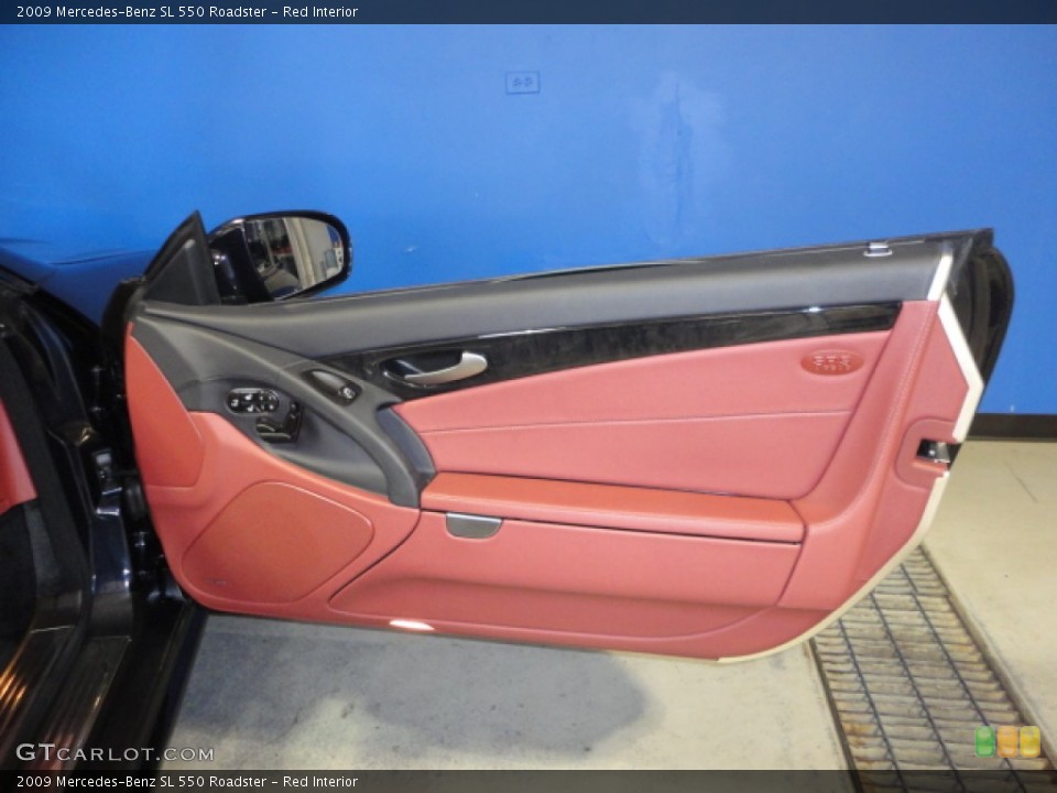 Red Interior Door Panel for the 2009 Mercedes-Benz SL 550 Roadster #66930541