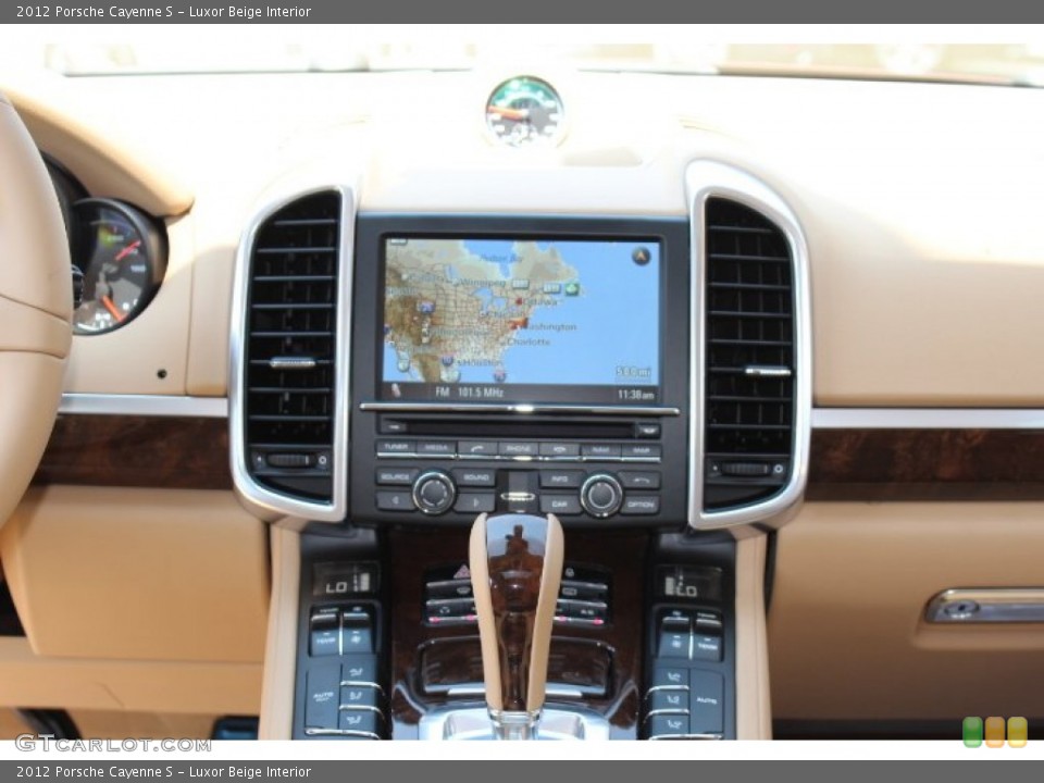 Luxor Beige Interior Navigation for the 2012 Porsche Cayenne S #66949979