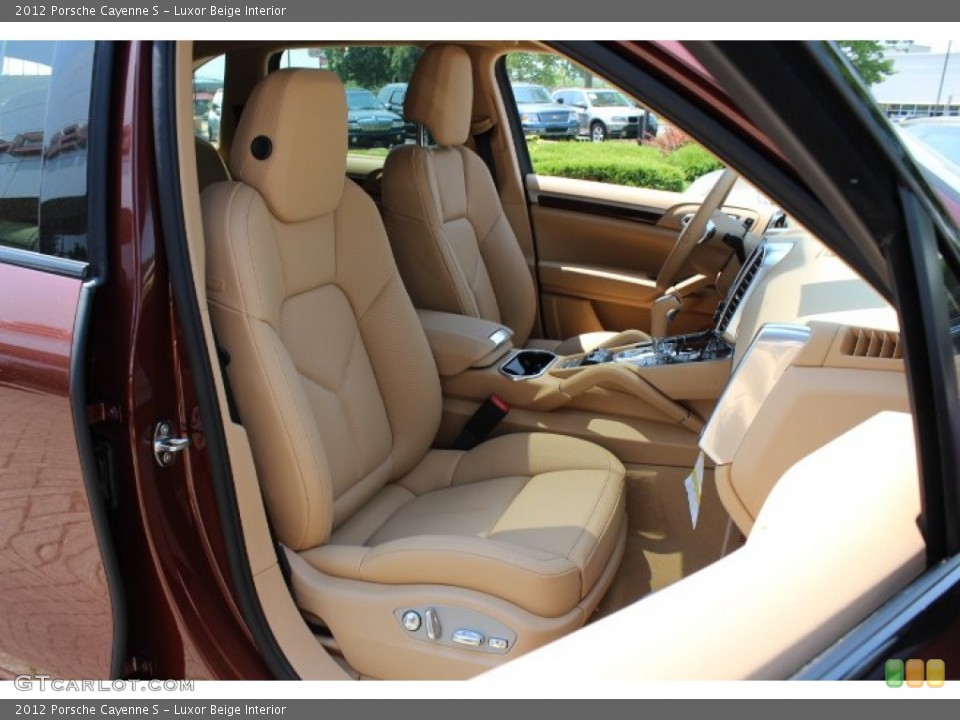 Luxor Beige Interior Photo for the 2012 Porsche Cayenne S #66950021