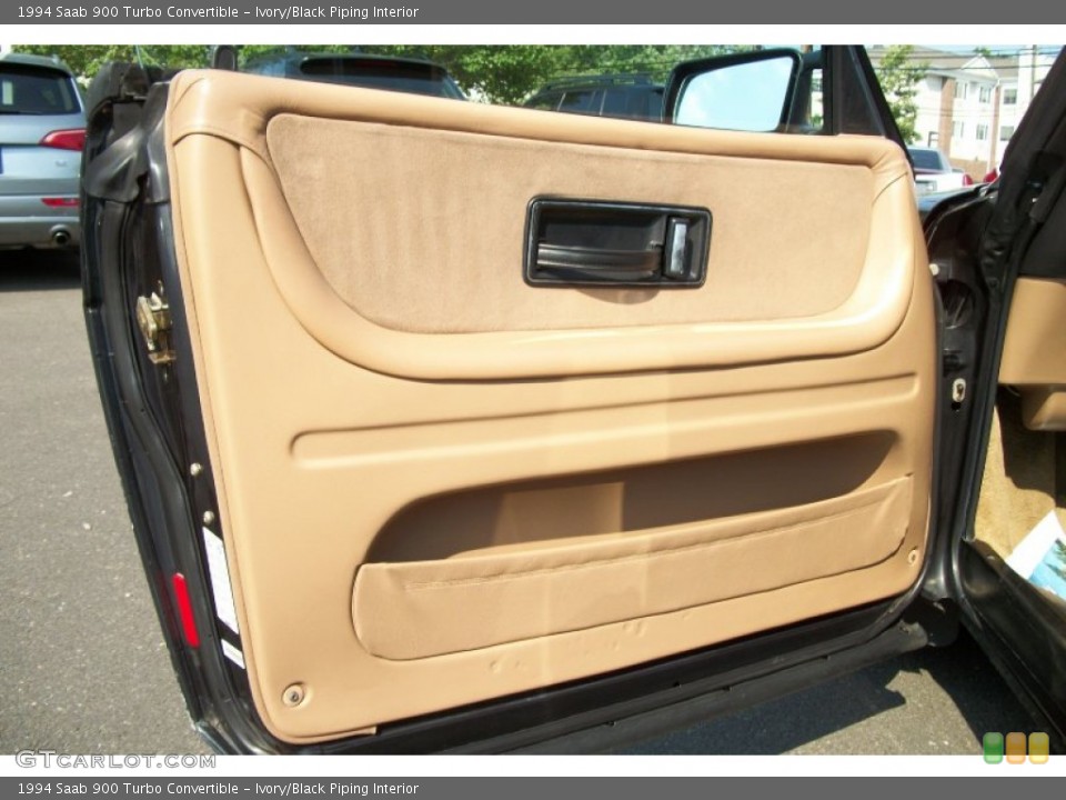 Ivory/Black Piping Interior Door Panel for the 1994 Saab 900 Turbo Convertible #66957946