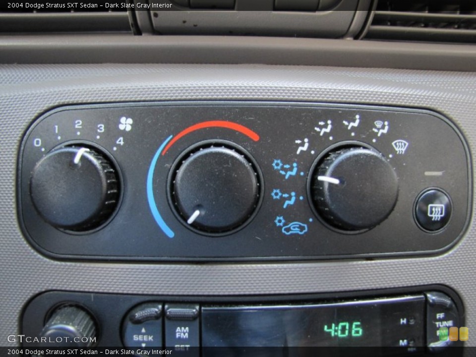 Dark Slate Gray Interior Controls for the 2004 Dodge Stratus SXT Sedan #66959332