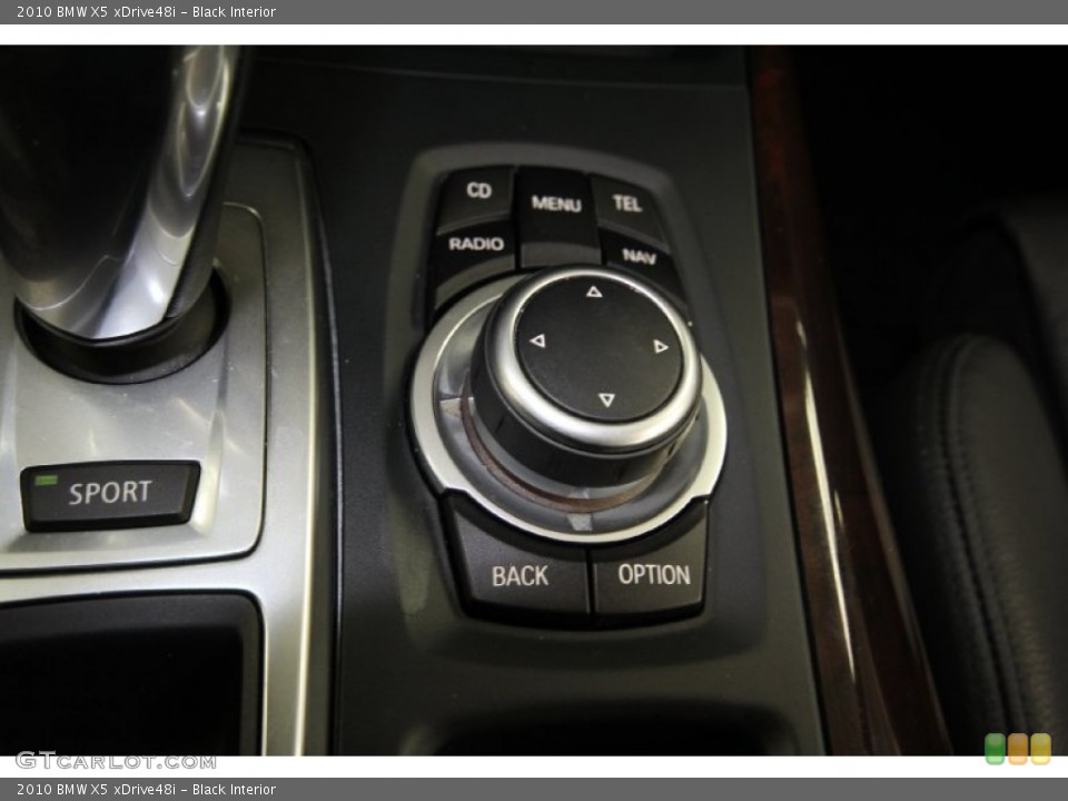 Black Interior Controls for the 2010 BMW X5 xDrive48i #66964861
