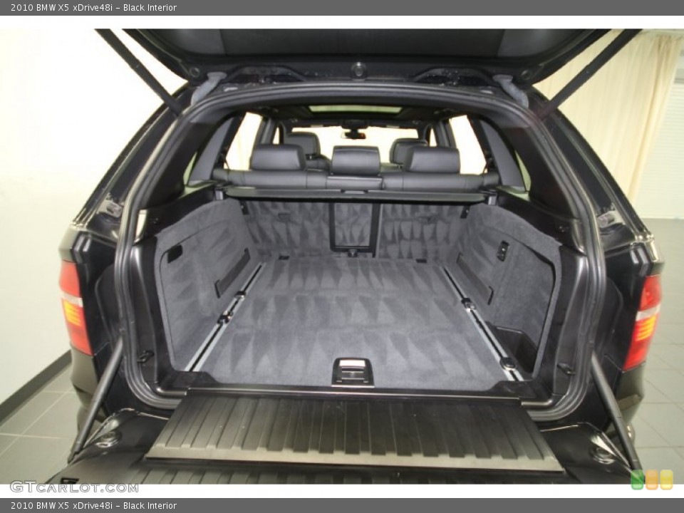 Black Interior Trunk for the 2010 BMW X5 xDrive48i #66964954